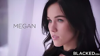 Η Megan Rain Παίρνει Την Πρώτη Της Διαφυλετική Πίπα Από Τον Mandingo