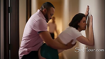 سكس جماعي متزوجات رتيب يؤدي إلى الخيانة الزوجية ..